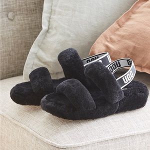 UGG Oh Yeah Fur Slides Size 7